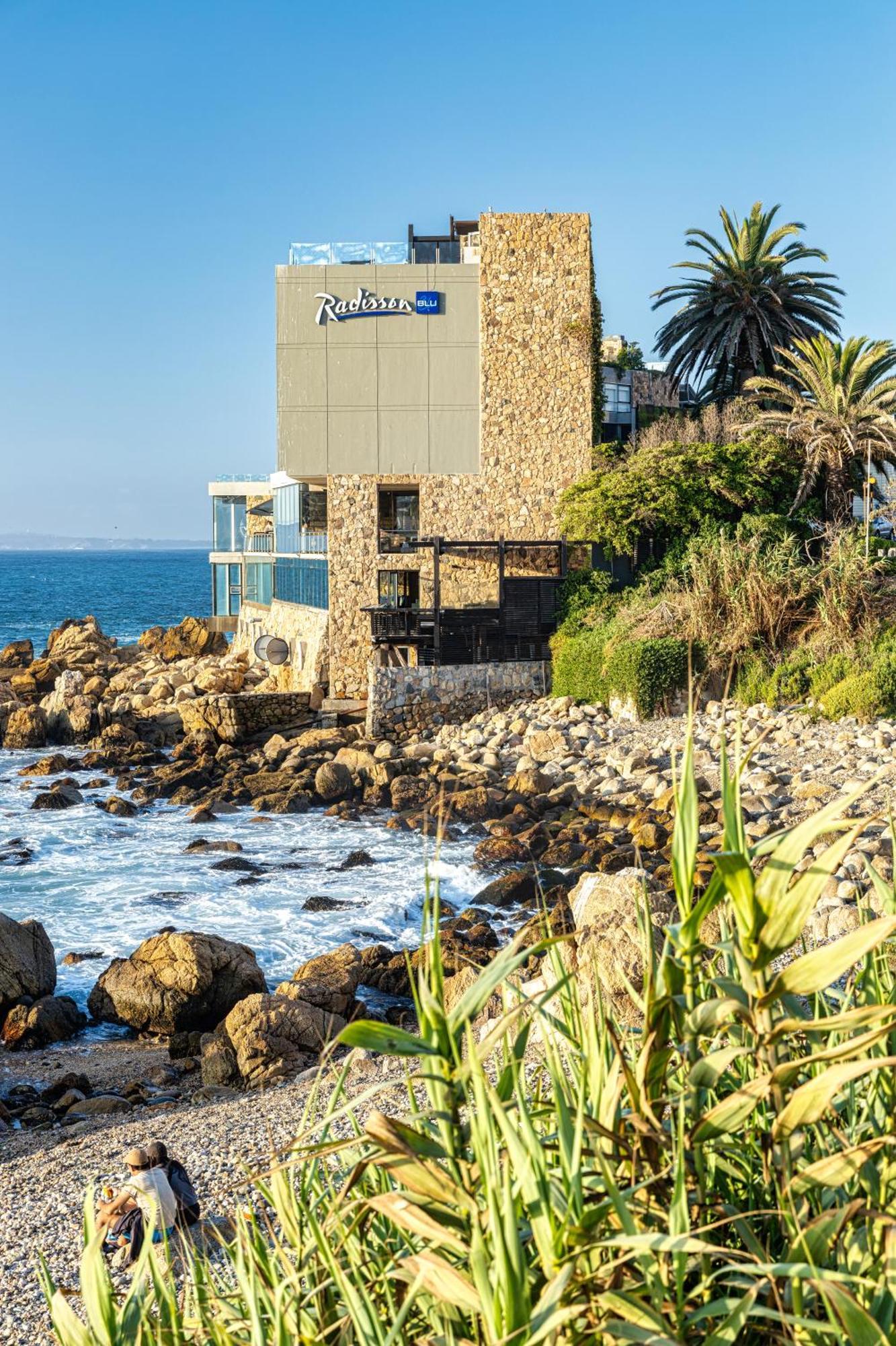 Radisson Blu Acqua Hotel & Spa Concón Exterior foto The house from the south